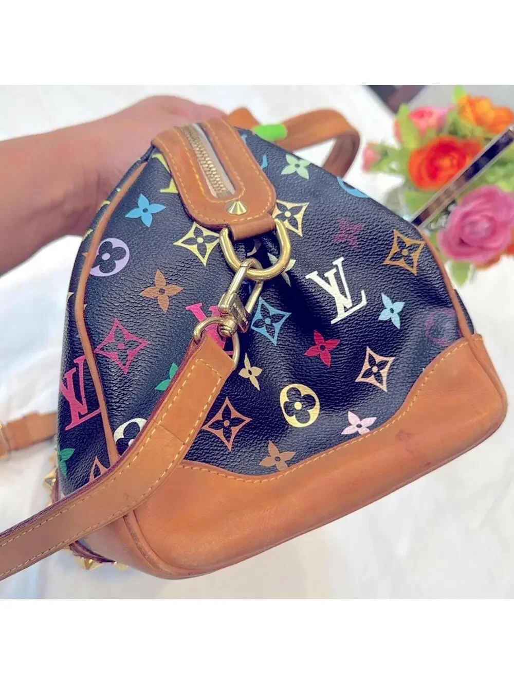 Authentic Louis Vuitton White Noir Multicolor Courtney MM bag